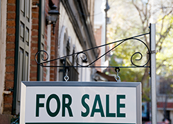 Median housing repayments back over 30% of weekly income.